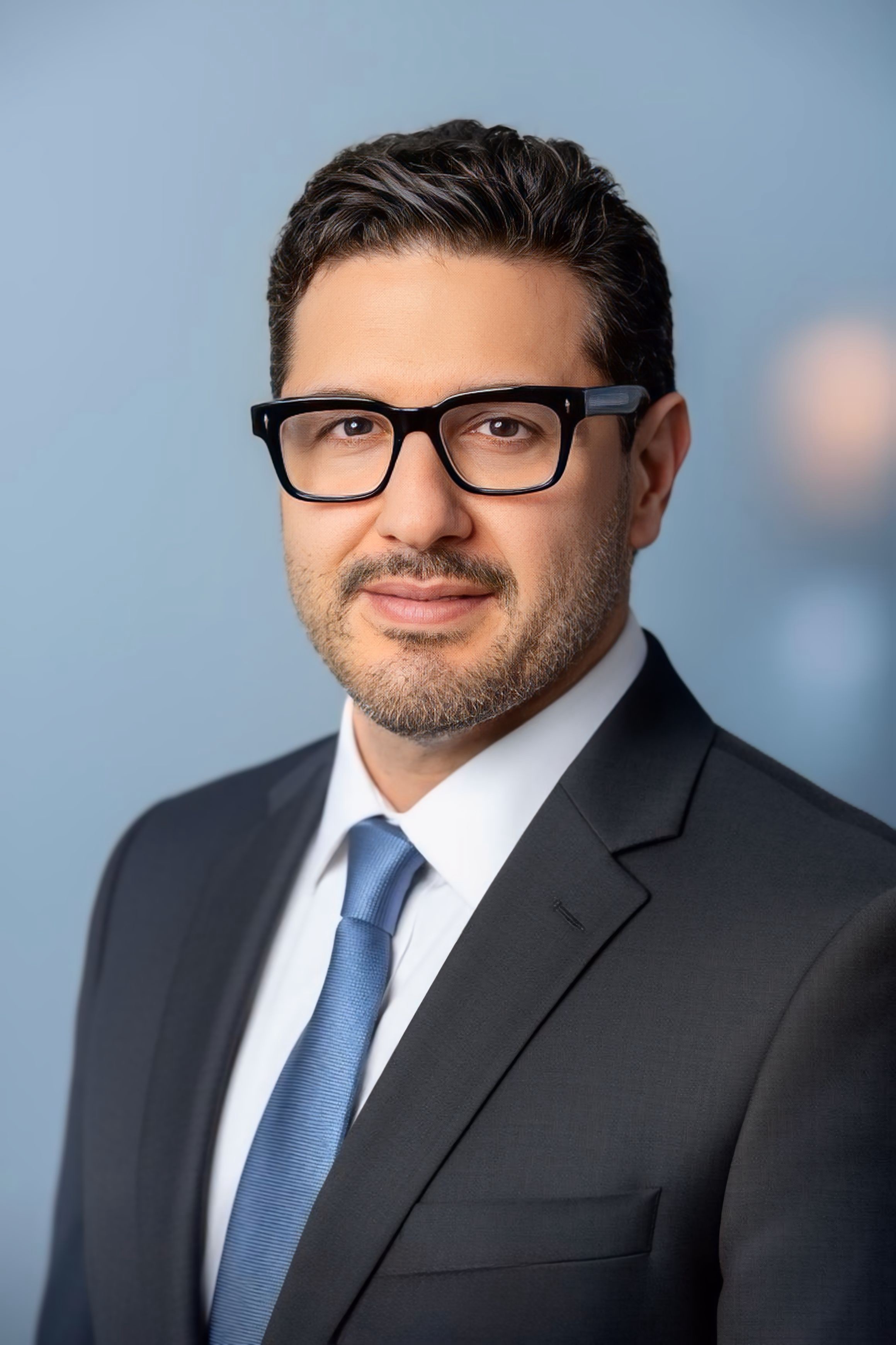 Dr. Ben Shamloo, MD, FIPP